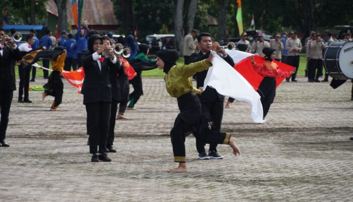 Tarian Massal Dan Drum Band HUT Ke-79 RI Pukau Ribuan Warga Kota Jantho
