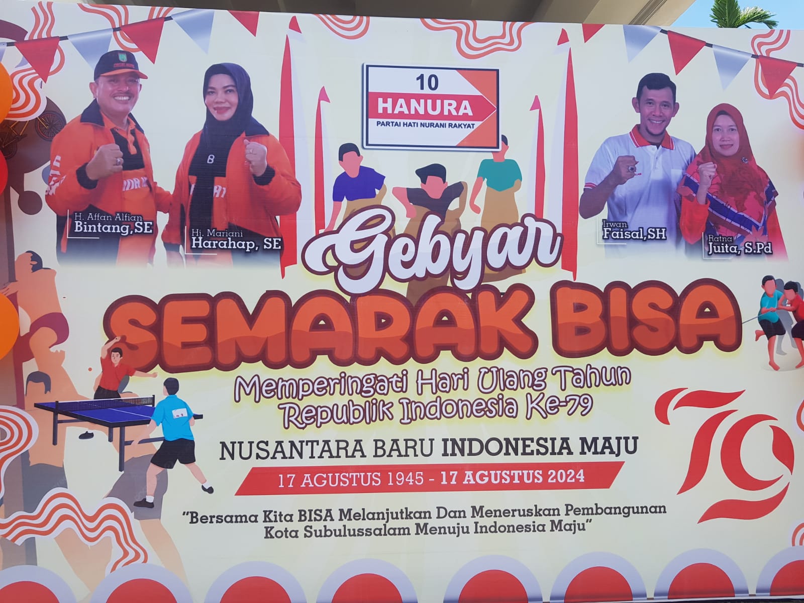 Gebyar Semarak Bintang Faisal, Massa Padati 'Gedung Putih'