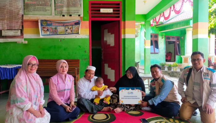 YBM PLN UP3 Padangsidimpuan Berikan Bantuan Ke PA Amalia Attohir