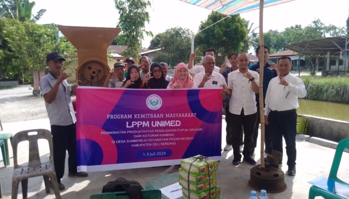 Dosen Unimed Tingkatkan Produktivitas Pengusaha Pupuk Limbah Kotoran Kambing