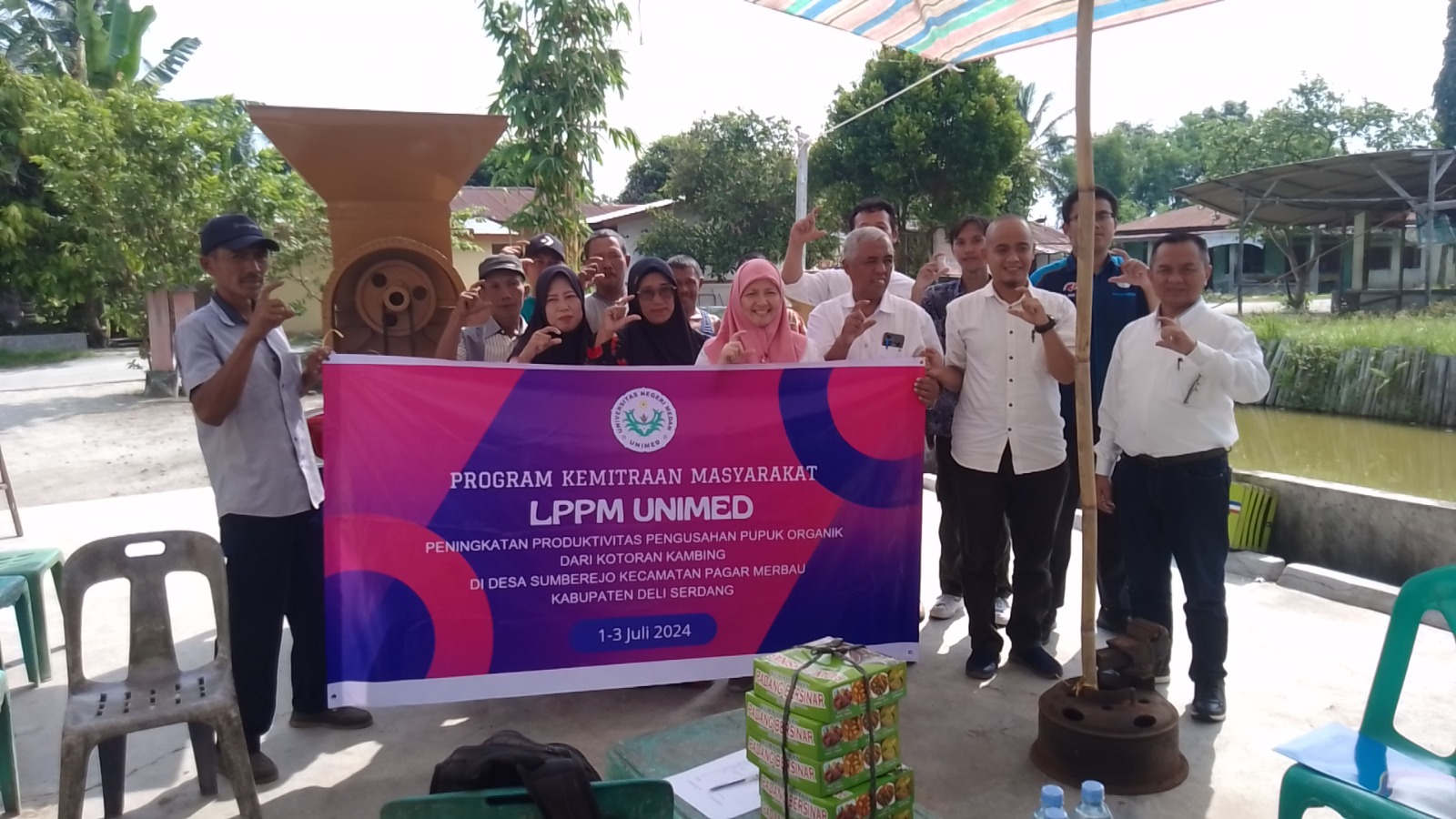Dosen Unimed Tingkatkan Produktivitas Pengusaha Pupuk Limbah Kotoran Kambing