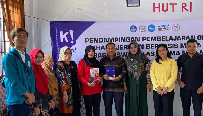 Dosen Unimed Perkenalkan Gramatika Bahasa Jerman Berbasis Kahoot Di SMAN 11 Medan