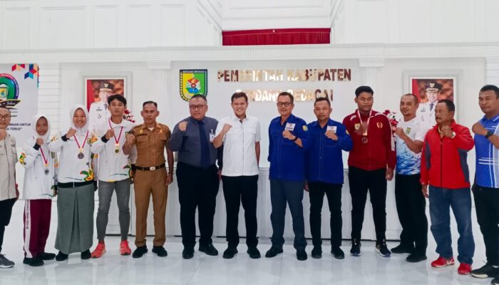 Adlin Tambunan Apresiasi Atlet PASI Sergai