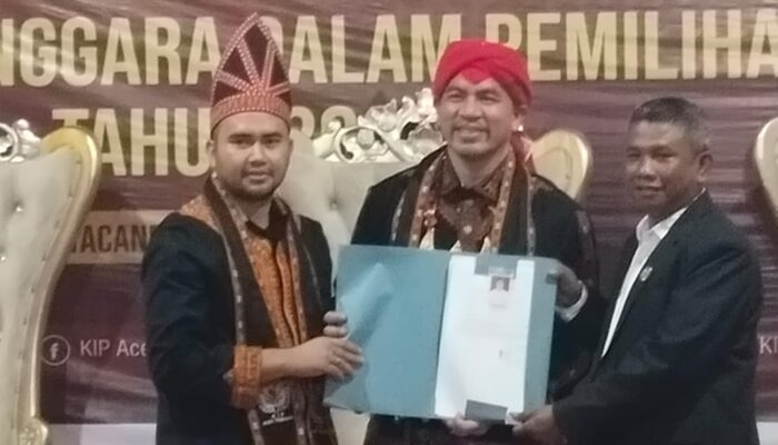 Pandi Sikel-Khairul Abdi Pasangan Pertama Mendaftar Ke KIP Agara