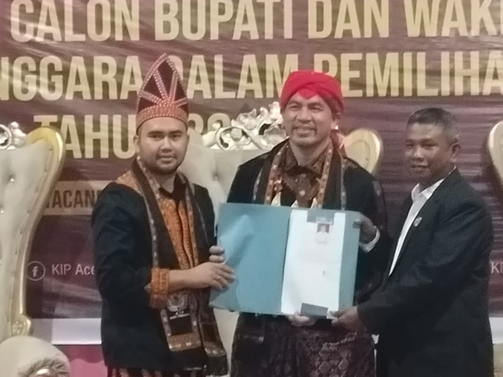 Pandi Sikel-Khairul Abdi Pasangan Pertama Mendaftar Ke KIP Agara