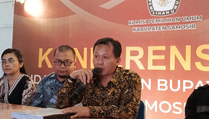 Hari Pertama Pendaftaran Pilkada Samosir Kosong