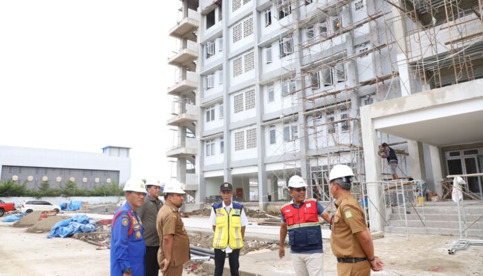 Pj Bupati Aceh Besar Tinjau Progres Pembangunan Venue PON Dan Wisma Atlet