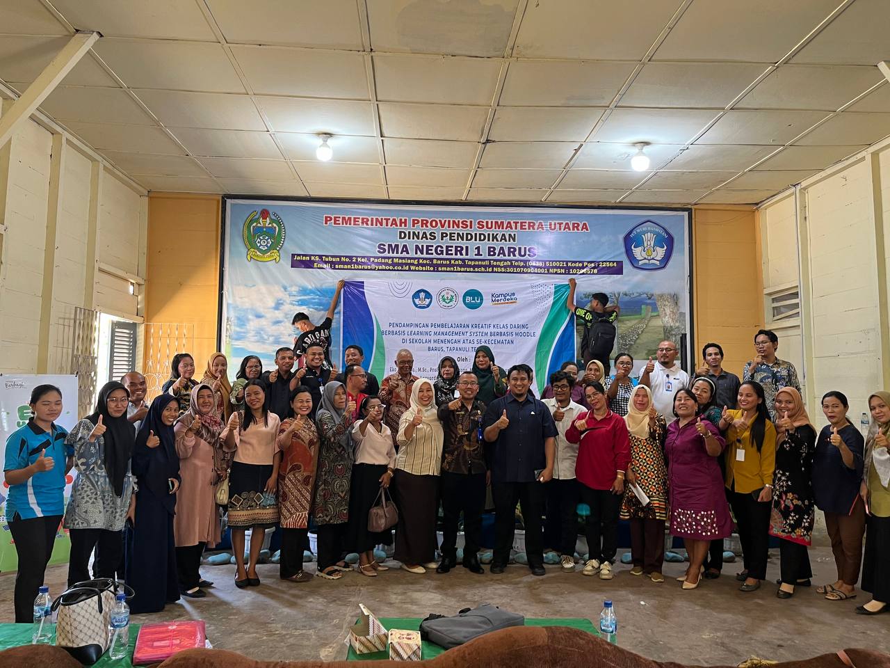 Tim PKM LPPM Unimed Edukasi Guru-guru SMAN 1 Barus Penggunaan LSM Berbasis Moodle