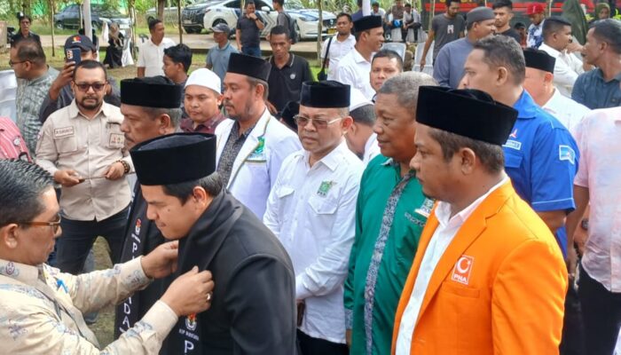 Pasangan Mu’min Mendaftar Ke KIP Bireuen