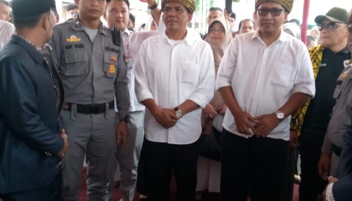 Daftar Ke KPU, Zainuddin-Hendro Diantar Ulama