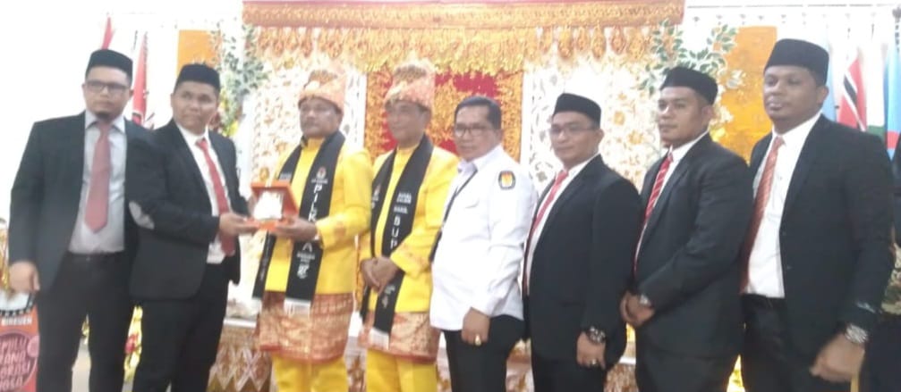 Pasangan Muri Resmi Mendaftar Ke KIP Bireuen