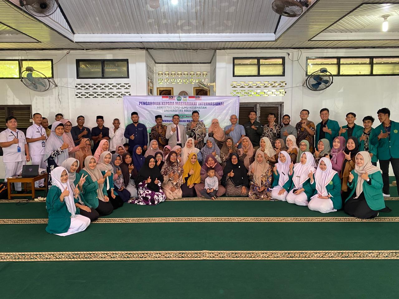 Kerja Sama Unaya, Aceh Besar - UTM, Malaysia Gelar Pengabdian Masyarakat Kerja Sama Unaya, Aceh Besar - UTM, Malaysia Gelar Pengabdian Masyarakat
