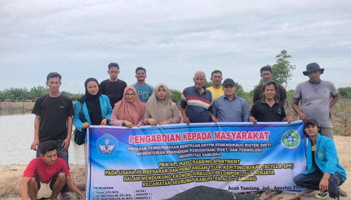 Dosen Unsam PKM Penerapan Crabbing Apartment Pada Kelompok Laot Berjaya