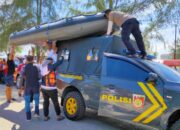 Polresta Banda Aceh Siagakan Perahu Karet Saat Atlet Layar Latihan