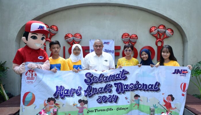 Rayakan HAN, JNE Berbagi Keceriaan Bersama Anak Berbakat dan Berprestasi