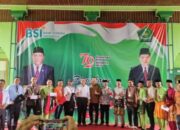 Kakanwil Kemenagsu Serahkan Hadiah Juara Lomba HUT Kemerdekaan RI