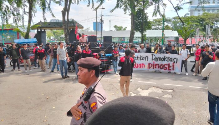 Masyarakat Diajak Lawan Politik Dinasti