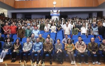 Gelar Reuni Akbar 2024, Alumni FEB Ukrida Kawal Pertumbuhan Ekonomi Masa Depan