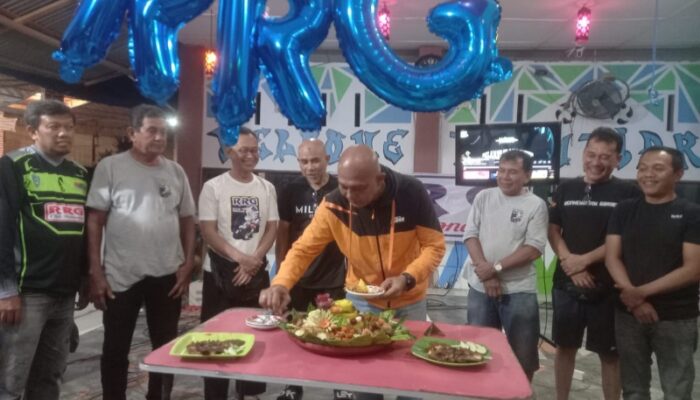 Beri Santunan Anak Yatim Dan Banjir Lucky Draw