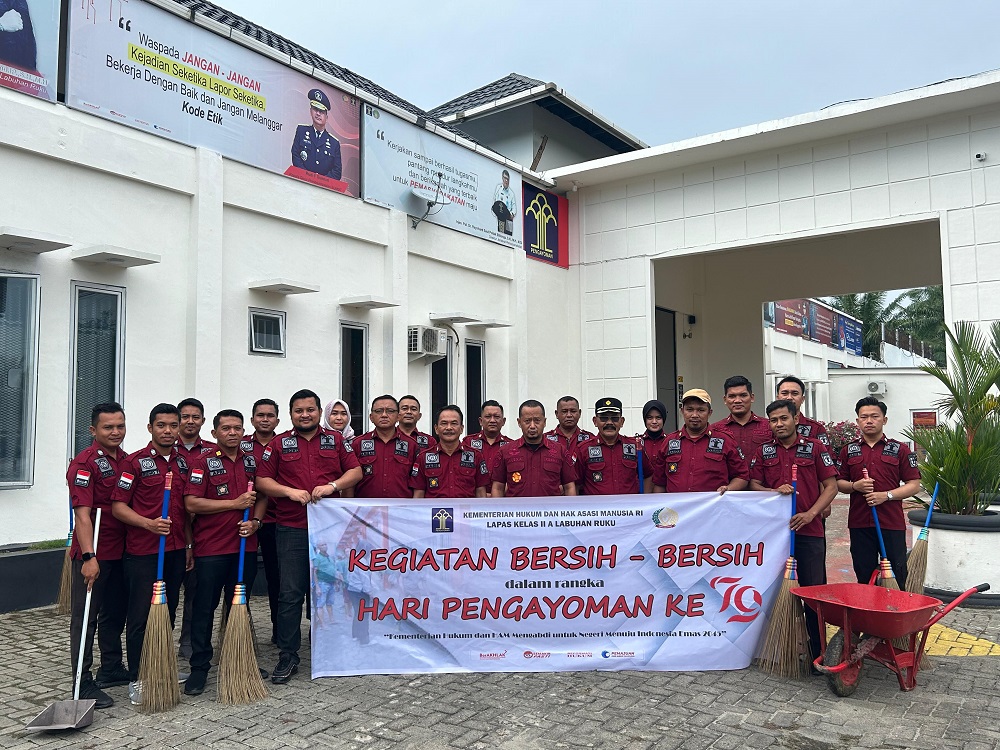 Semarak Hari Pengayoman Ke-79, Lapas Labuhan Ruku Bersih-bersih Semarak Hari Pengayoman Ke-79, Lapas Labuhan Ruku Bersih-bersih