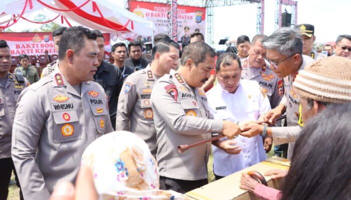 Wakapolri Gelar Bakti Sosial Dan Cek Kesehatan Gratis Warga Dairi