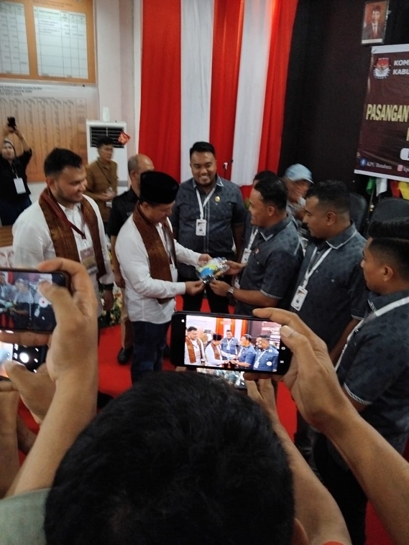 Zahir - Aslam Resmi Daftar Calon KDH Batubara Zahir - Aslam Resmi Daftar Calon KDH Batubara