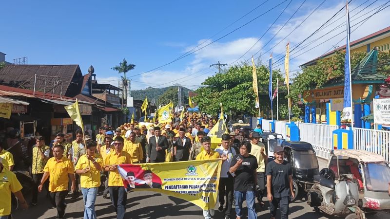 Diantar Ribuan Massa, Paslon Irsan-Ali Mendaftar Ke KPU P.Sidimpuan Diantar Ribuan Massa, Paslon Irsan-Ali Mendaftar Ke KPU P.Sidimpuan