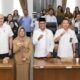 Wali Kota Pematangsiantar Susanti Dewayani (delapan kiri) pose bersama dengan berbagai instansi saat penandatanganan penyelenggaraan pelayanan pada pelayanan MPP di ruang data Pemko, Jl. Merdeka, Senin (5/8).(Waspada-Ist).