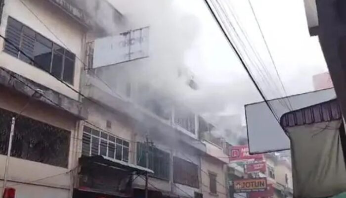 Satu Ruko Di Tebingtinggi Terbakar