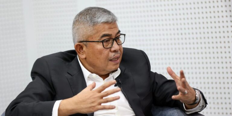 Pj Gubernur Aceh, Bustami Hamzah. Waspada/Ist