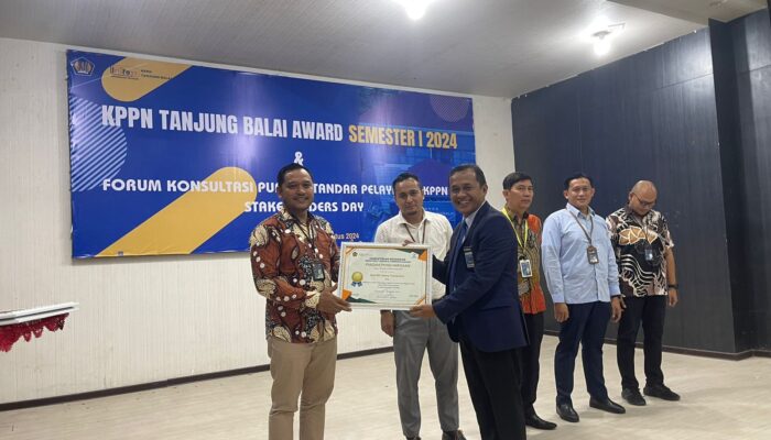 BRI BO Tanjungbalai Terima Penghargaan Atas Penerapan Cashless Society