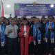 Ketua Pengadilan Tinggi Aceh Suharjono mengambil sumpah 49 advokad yang tergabung dalam organisasi Peradi berlangsung di gedung PT Banda Aceh, Rabu (07/08/24).(Waspada/T.Mansursyah)