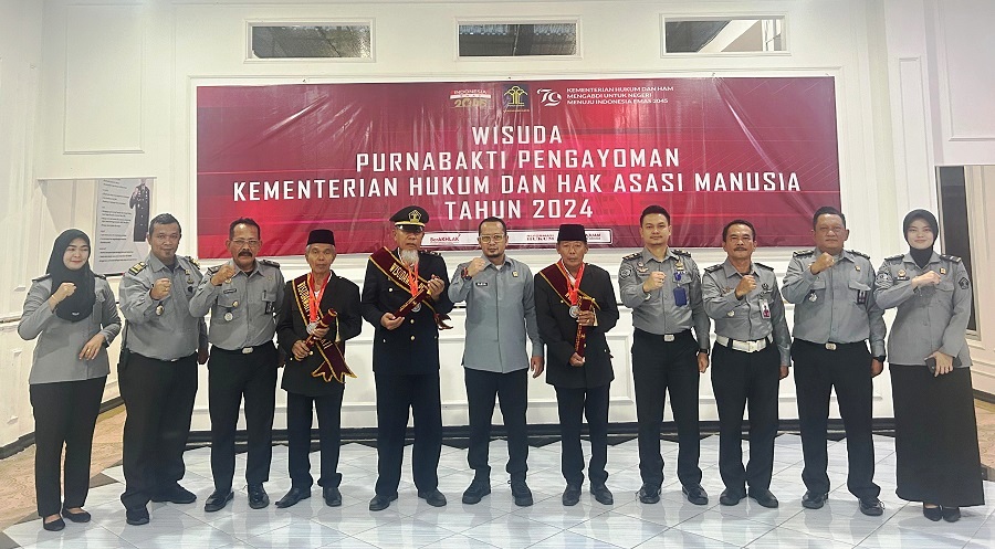 ASN Lapas Kelas IIA Labuhan Ruku mengikuti upacara wisuda bagi pegawai Kemenkumham yang memasuki masa purnabakti secara virtual. Waspada/Ist