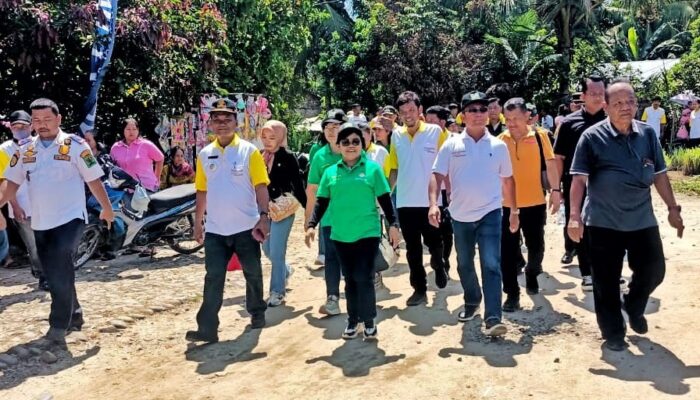 Haroan Bolon Di Raya Kahean Perbaiki Jalan Sepanjang 5 Kilometer