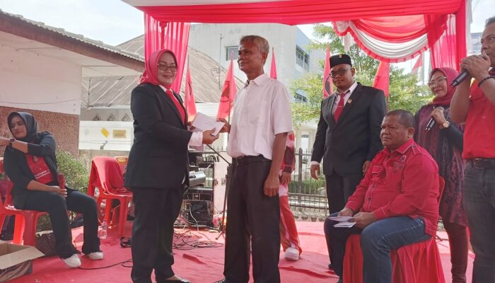 Syukuran PDIP Sidimpuan Diwarnai Pemberian Reward