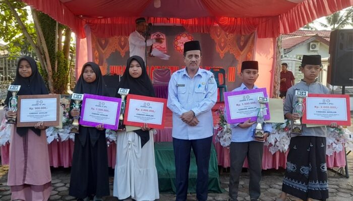 Pesantren Darul Muta’allimin Raih Juara Umum Lomba Membaca Kitab Kuning
