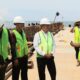 Pj Bupati Aceh Singkil, Azmi didampingi Kadishub Syamun dan pejabat lainnya saat meninjau Proyek Pembangunan Peningkatan Pelabuhan Penyeberangan Pulau Singkil, di Pulo Sarok, Jumat (2/8) kemarin. WASPADA/Ariefh