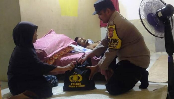 Syukuri Kemerdekaan, Polres Aceh Timur Salurkan 90 Paket Sembako