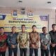 Pj. Wali Kota Langsa, Syaridin, S.Pd, M.Pd selaku Pimpinan Badan Publik saat mengikuti Evaluasi Keterbukaan Informasi Badan Publik yang diselenggarakan oleh Komisi Informasi Aceh (KIA) di Aula Dinas Komunikasi, Informatika dan Persandian Aceh di Banda Aceh, Senin (5/8). Waspada/ist