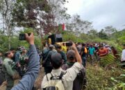 Sempat Diadang Warga, Tim Gakkum KLHK Berhasil Keluarkan Ekskavator Dari TNBG