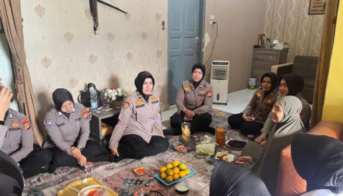 Sambut HUT Ke-76 Polwan, Ini Yang Dilakukan Personel Wanita Polresta Banda Aceh