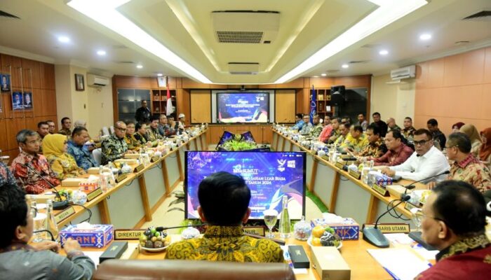 Bupati Madina Hadiri RUPS LB Bank Sumut