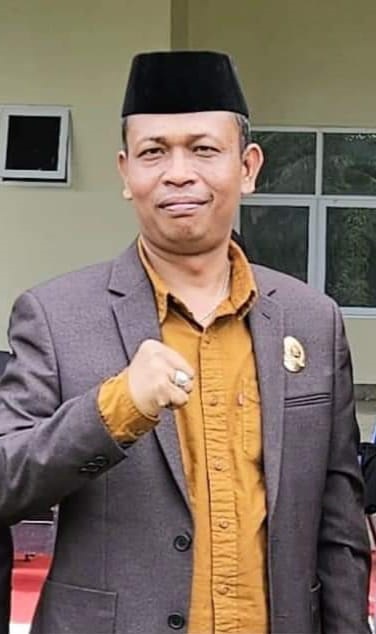 Ketua Bawaslu kabupaten Padang Lawas, Alex Sabar Nasution. (Waspada/Ist)