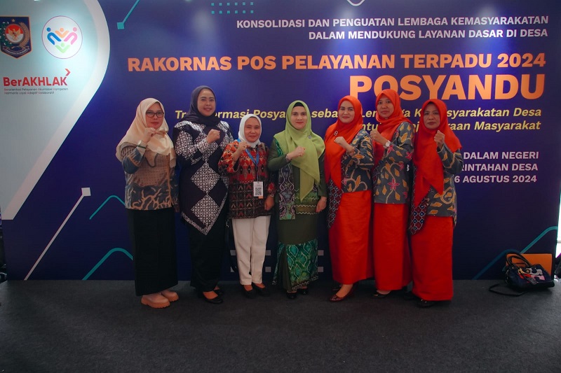KETUA Pembinaan Posyandu Kabupaten Batubara Ny. dr. Febyriani Heri Wahyudi, pada Rakornas Posyandu 2024 di ICE BSD, Tangerang. Waspada/Ist