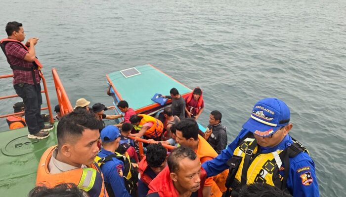 KM Subur Tenggelam Di Perairan Laut Pulau Tam Barat