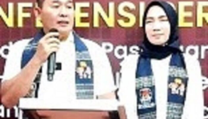 Ribuan Massa Antar Paslon Mangatas – Ade Sandra Ke KPU P.Siantar