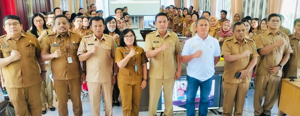 Bupati Simalungun diwakili Sekda saat memimpin rapat pembahasan teknokratik RPJMD periode 2025-2029 di Kantor Bapperida Simalungun, Pamatangraya, Senin (5/8).(Waspada/ist).