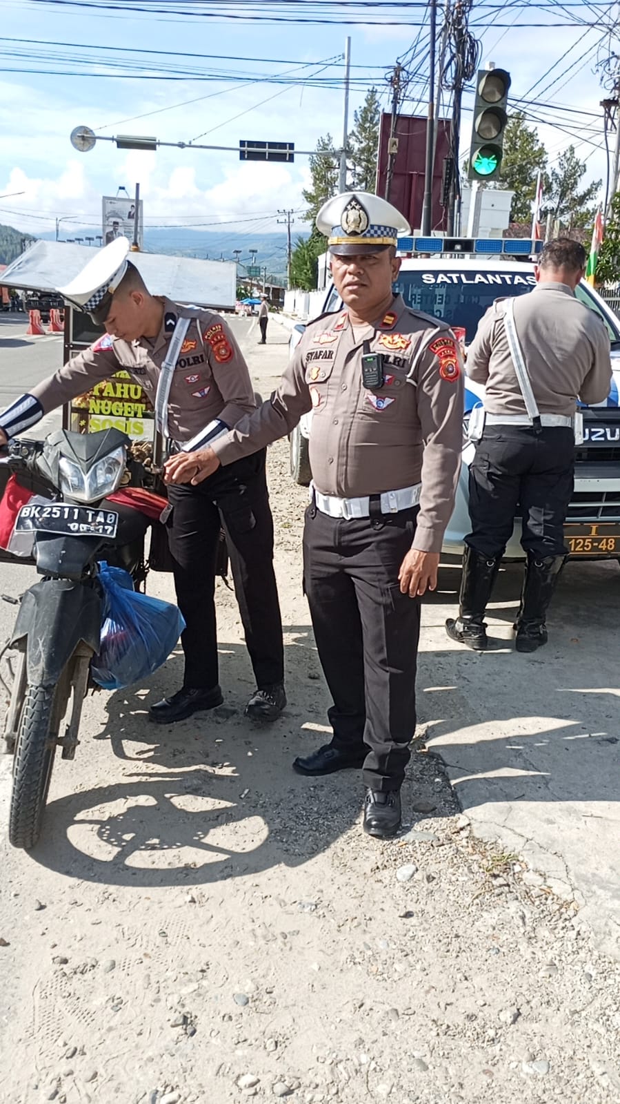 Polres Gayo Lues saat melakukan razia penertiban kenderaan bermotor. Waspada/Ali Amran