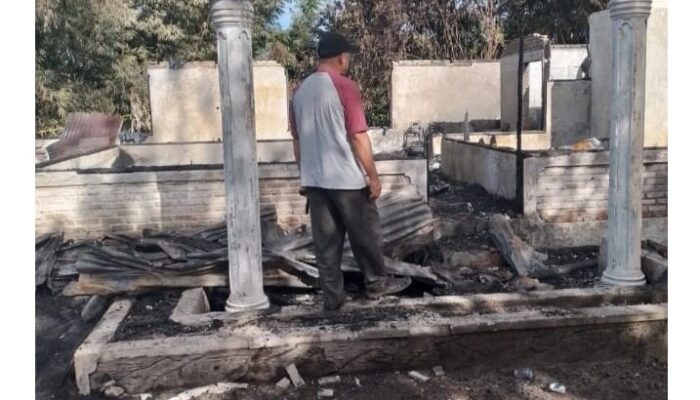 Tempat Penyimpanan BBM Terbakar