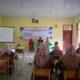 Para peserta sangat antusias mengikuti pelatihan pengembangan proyek profil pelajar pancasila berbasis teknologi yang dilaksanakan di SMPN 4 Seruway, Kabupaten Aceh Tamiang.(Waspada/Yusri).